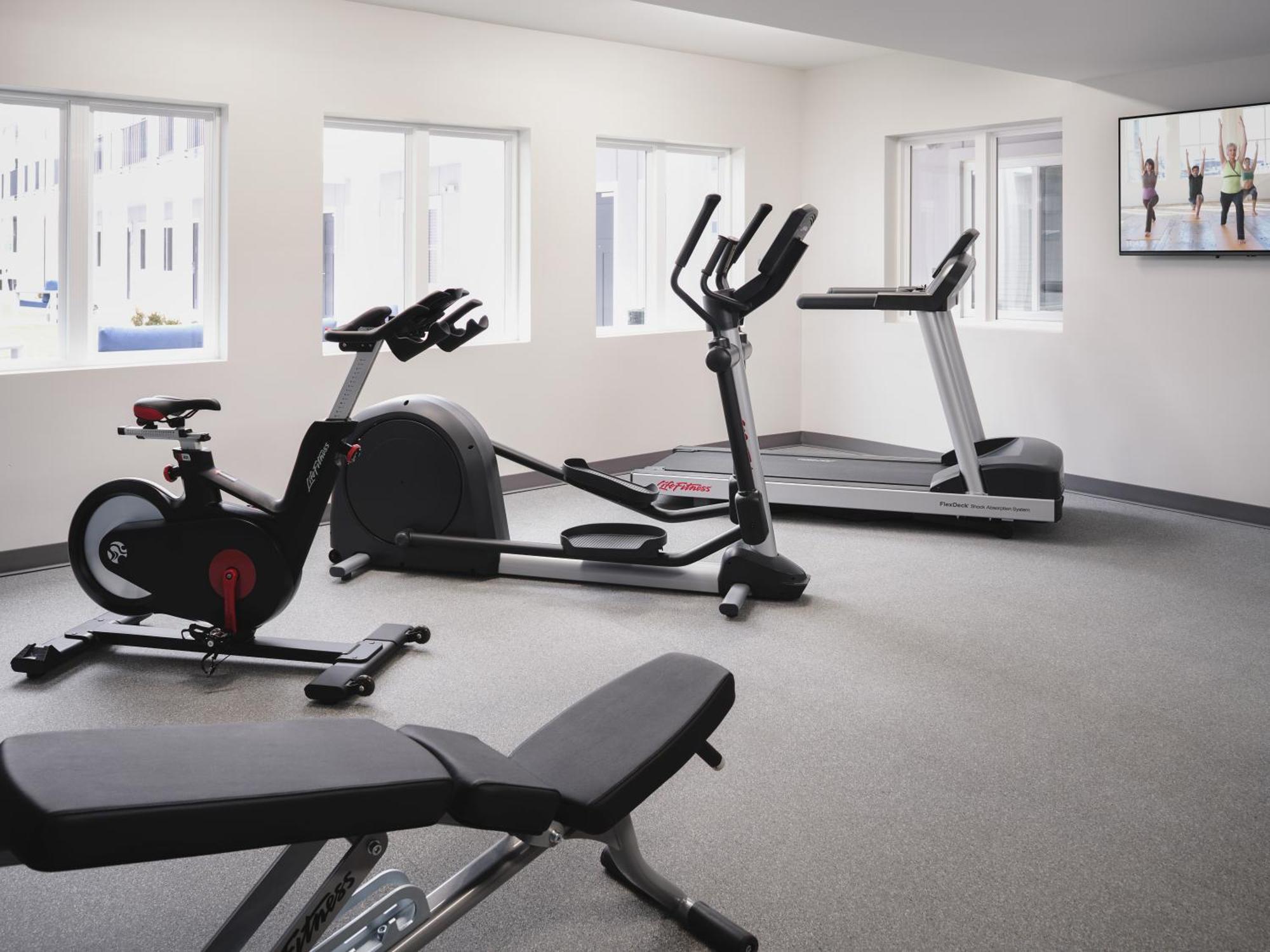 Stayapt Suites Columbus-Fort Benning Buitenkant foto